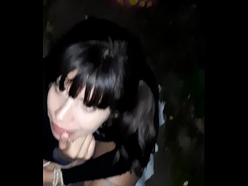 ❤️ 在街上膨胀的阴茎,以换取糖果 ❤️ Porno fb❌️❤